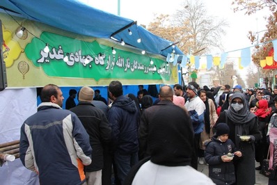 جشن یک کیلومتری ملایری‌ها در میلاد منجی همرمان با سراسر استان همدان