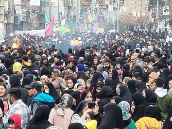 مهمونی کیلومتری نهاوندی‌ها در جشن میلاد منجی