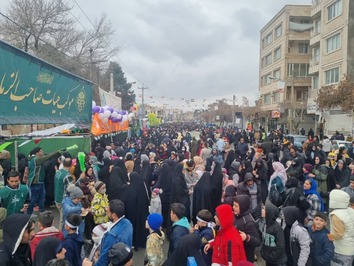 مهمونی کیلومتری نهاوندی‌ها در جشن میلاد منجی
