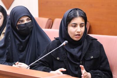 برگزاری جلسه پرسش و پاسخ با حضور دانش آموزان رای اولی
