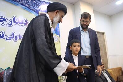 دیدار جامعه قرآنی خوزستان با نماینده ولی فقیه در خوزستان