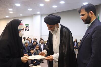 دیدار جامعه قرآنی خوزستان با نماینده ولی فقیه در خوزستان