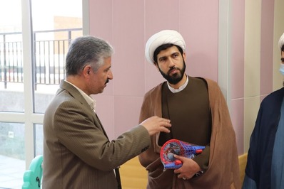 مدیرکل تبلیغات اسلامی همدان از بیمارستان کودکان بازدید کرد