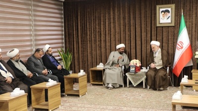 دیدار مدیرکل و کارکنان سازمان تبلیغات اسلامی استان با نماینده ولی فقیه در کردستان