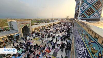 سفره با کرامت ضیافت الهی ده هزار نفری در حرم یحیی بن زید گنبد کاووس
