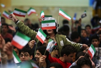 جشن تکلیف پسران دانش آموزان در همدان