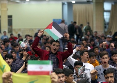 جشن تکلیف پسران دانش آموزان در همدان