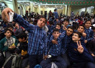 جشن تکلیف پسران دانش آموزان در همدان
