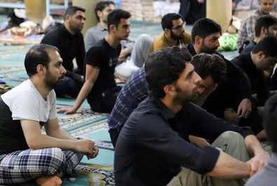حضور پرشور جوانان در اعتکاف دهه آخر رمضان همدان