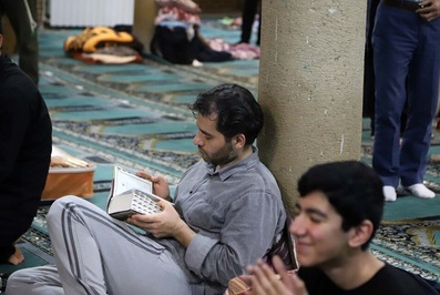 حضور پرشور جوانان در اعتکاف دهه آخر رمضان همدان