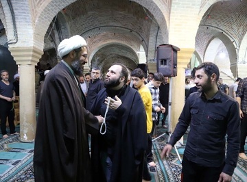 حضور پرشور جوانان در اعتکاف دهه آخر رمضان همدان