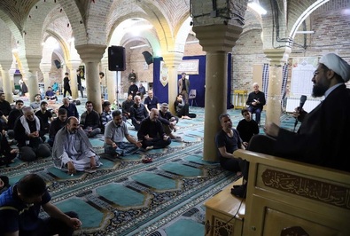 حضور پرشور جوانان در اعتکاف دهه آخر رمضان همدان