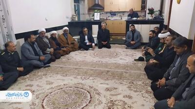 رئیس سازمان تبلیغات اسلامی کلاله با خانواده معظم شهید جهان بیکی دیدار کرد