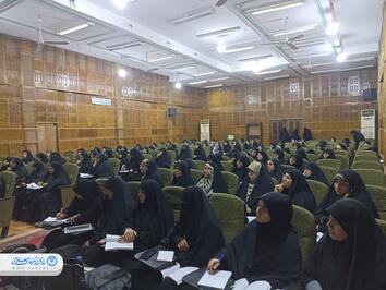 دوره آشنایی با مبانی مهدویت در اهواز برگزار شد