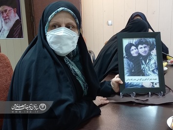 نشست ریحانه های صبور با موضوع راویان مقاومت در گلستان