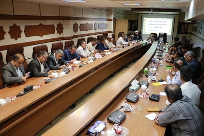 نشست روسای کانون مداحان و مجمع کانونهای شهرستانهای استان اصفهان