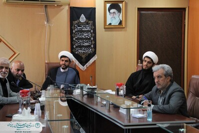دیدار اعضای کانون مداحان استان تهران با حجت‌الاسلام زهرایی