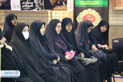 نشست ملی پرده‌خوانی زنان عاشورایی در اصفهان