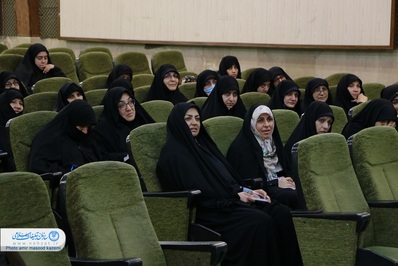 همایش مبلغه‌های اعزامی به موسم اربعین با سخنرانی حجت الاسلام فوقی مدیر کل تبلیغات اسلامی اصفهان برگزار شد.