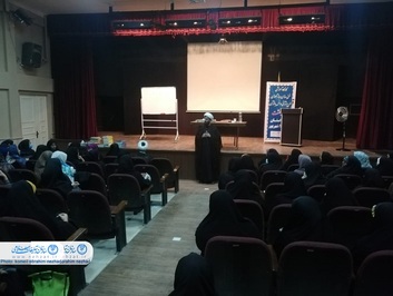 کارگاه آموزشی غنی سازی و باز آموزی طرح قرآنی و انس با قرآن "شمیم بهشت" در گلستان