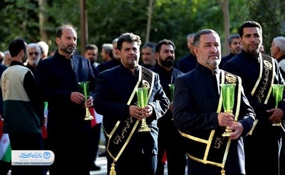 قافله عزاداری هیئات مذهبی و خادمیاران امام رضا (ع) در اصفهان