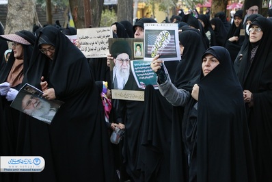 برپایی موکب شورای هیئات مذهبی امور بانوان و اداره کل تبلیغات اسلامی استان اصفهان