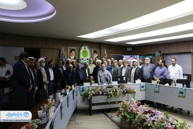 حضور مدیر کل تبلیغات اسلامی استان به همراه مسئولین تشکل‌های دینی در فرماندهی نیروی انتظامی