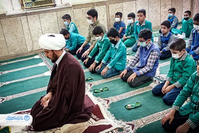 یک روز درسی با روحانی مستقر در شهرستان هفتکل