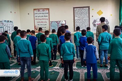 یک روز درسی با روحانی مستقر در شهرستان هفتکل