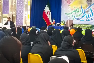 همایش تجلیل از بانوان برتر در عرصه فرهنگ برگزار شد