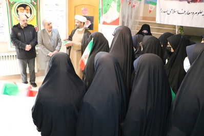 زنگ انقلاب در مدرسه علوم و معارف صدرا نواخته شد