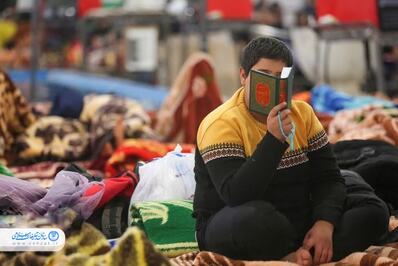 جلوه‌های بندگی نوجوانان در روز پایانی مراسم اعتکاف در اصفهان