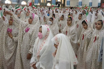 جشن «فرشته‌ها» با حضور ۴۰۰۰ دانش آموز دختر کرمانی