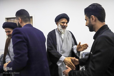 دیدار جامعه قرآنی خوزستان با نماینده ولی فقیه