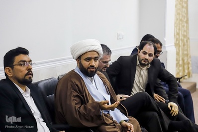 دیدار جامعه قرآنی خوزستان با نماینده ولی فقیه