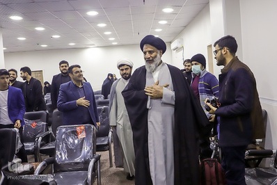 دیدار جامعه قرآنی خوزستان با نماینده ولی فقیه