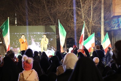 پویش پرچم افتخار در جشن بزرگ ملت برگزار شد