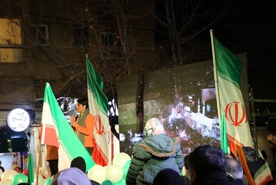 پویش پرچم افتخار در جشن بزرگ ملت برگزار شد