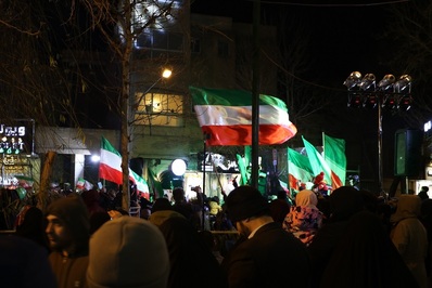 پویش پرچم افتخار در جشن بزرگ ملت برگزار شد