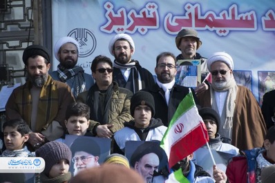 حضور پررنگ اداره کل تبلیغات اسلامی آذربایجان شرقی در راهپیمایی ۲۲ بهمن
