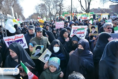 حضور پررنگ اداره کل تبلیغات اسلامی آذربایجان شرقی در راهپیمایی ۲۲ بهمن
