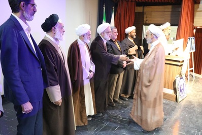مراسم تجلیل از مبلغین و ائمه جماعات شاخص اصفهان برگزار شد