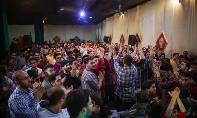 جشن میلاد امام زمان(عج) در هیئت انصارالحسین اصفهان