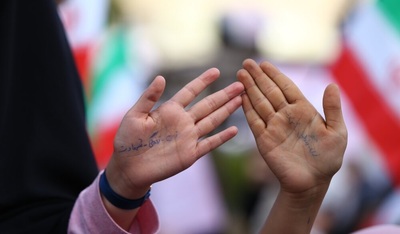 اجتماع بزرگ مردمی مدافعان حریم خانواده ‎‎در اصفهان‎‎