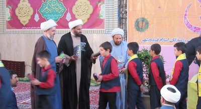 برگزاری محفل قرآنی و جشن میلاد امام مجتبی در حسینیه شهدای فریدونشهر