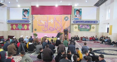 برگزاری محفل قرآنی و جشن میلاد امام مجتبی در حسینیه شهدای فریدونشهر