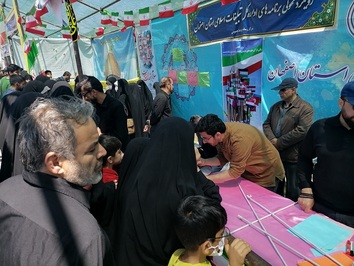 استقبال گسترده از بخش خوشنویسی صلواتی غرفه روز قدس