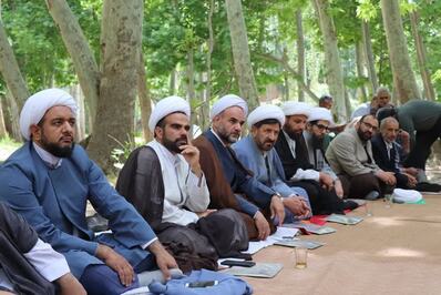 نشست و جلسه رؤسای ادارات تبلیغات اسلامی استان اصفهان برگزار شد