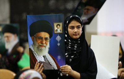 بیعت بانوان اصفهانی با ولایت در سالروز قیام پانزده خرداد ۱۳۴۲