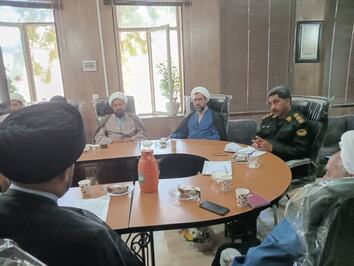 نشست هم‌اندیشی مبلغان فیروزکوهی با نیروی انتظامی شهرستان